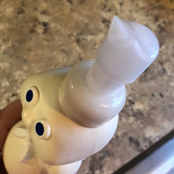 Pilsbury Dough Boy foam soap dispenser - Picture 6 of 6